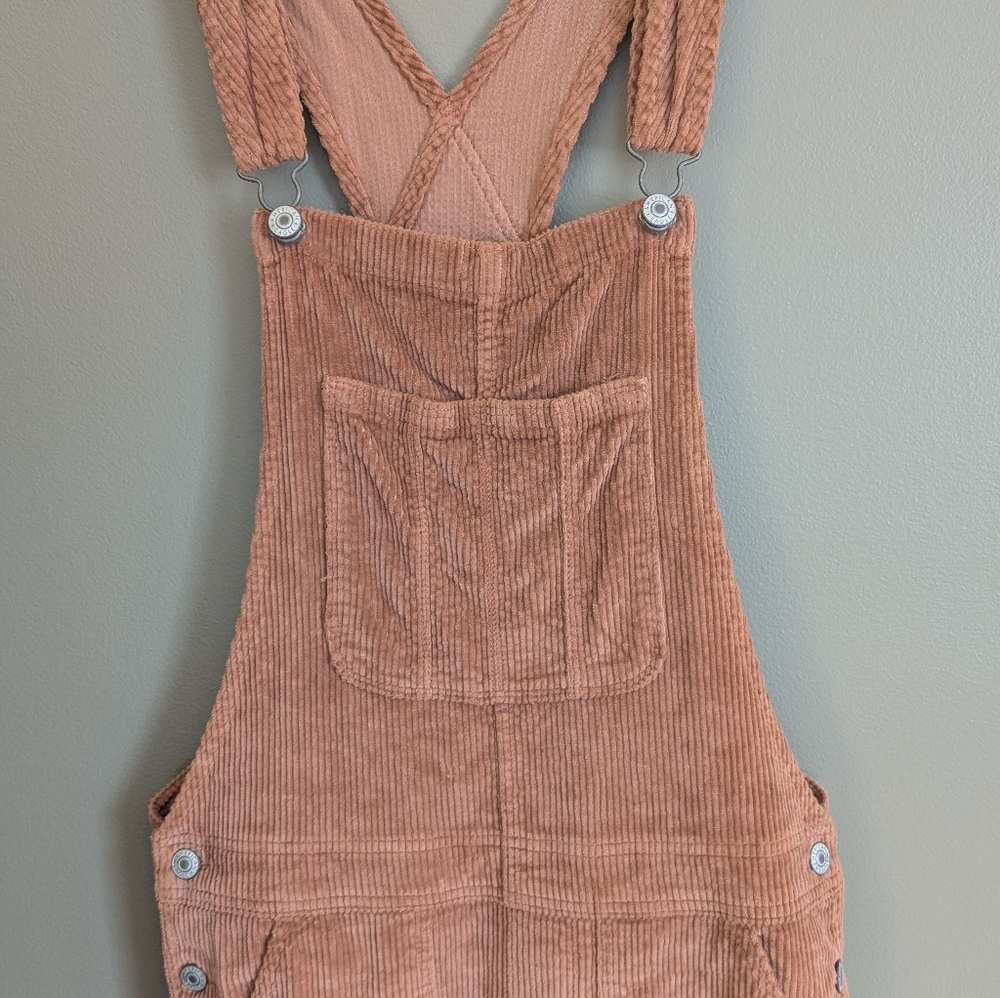 American Eagle Outfitters Corduroy Overalls Size Medium
